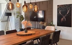 Amao-Green - Penthouse Maisonette - Large Terrace - City Center